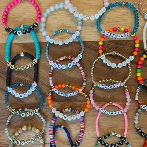 F hate stretch bracelets